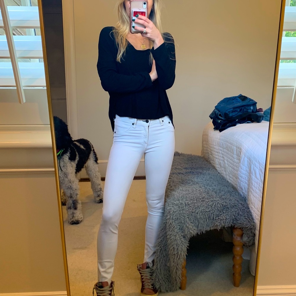 Rag&bone white jeans with frayed bottoms!